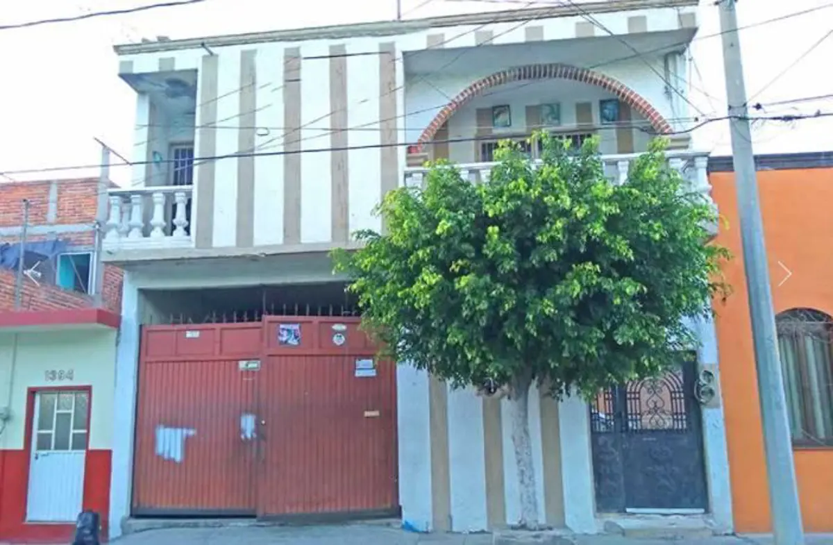 Casa en venta en Los Presidentes, Irapuato — foto 1 de 13