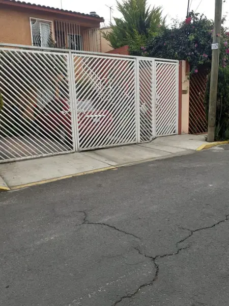Casa en venta en Miguel Hidalgo, Tláhuac — foto 3 de 3