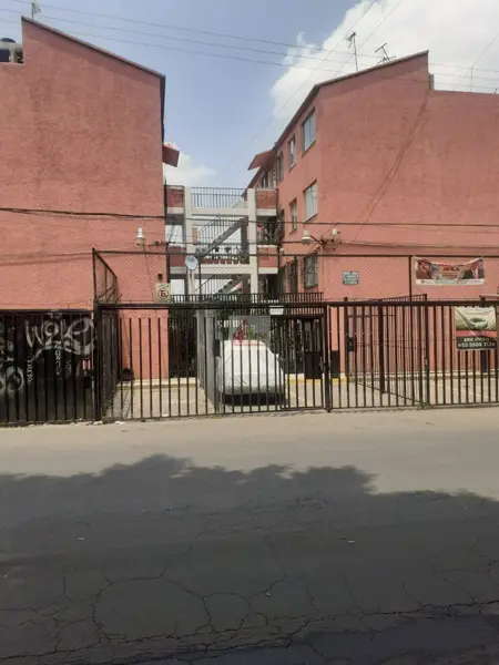 Casa en venta en Desarrollo Urbano Quetzalcoatl, Iztapalapa — foto 2 de 3