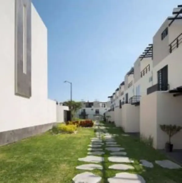 Casa en venta en Colinas de Santa Fe, Xochitepec — foto 2 de 23