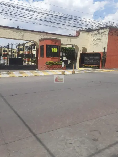 Casa en venta en Residencial Paraíso I, Coacalco de Berriozábal — foto 2 de 10