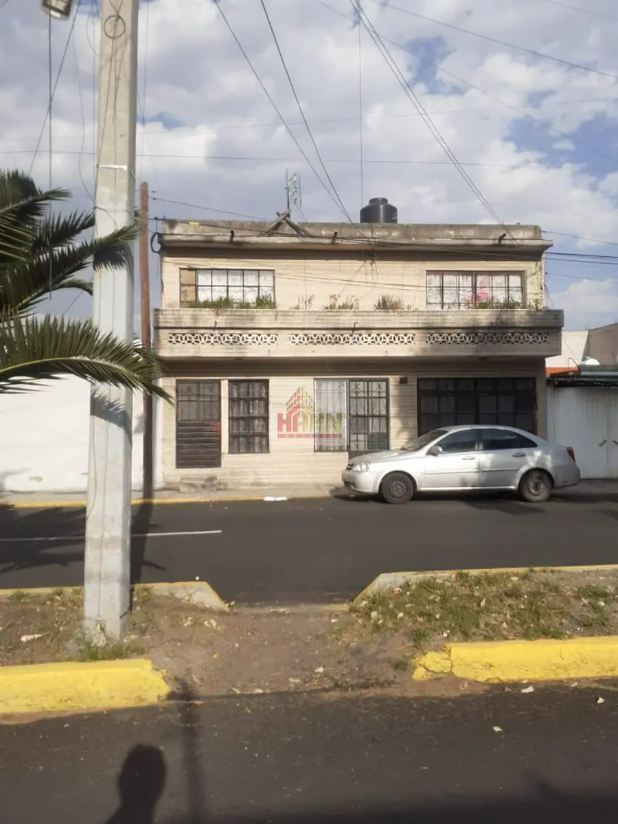 Casa en venta en Villa de las Flores 1a Sección (Unidad Coacalco), Coacalco de Berriozábal — foto 1 de 2