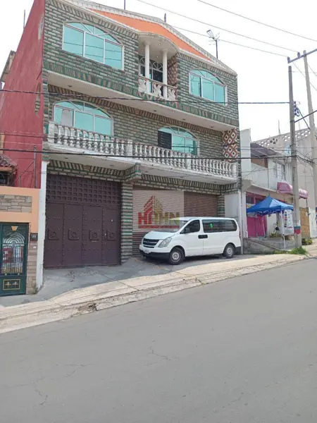 Casa en venta en Lomas Lindas I Sección, Atizapán de Zaragoza — foto 2 de 3