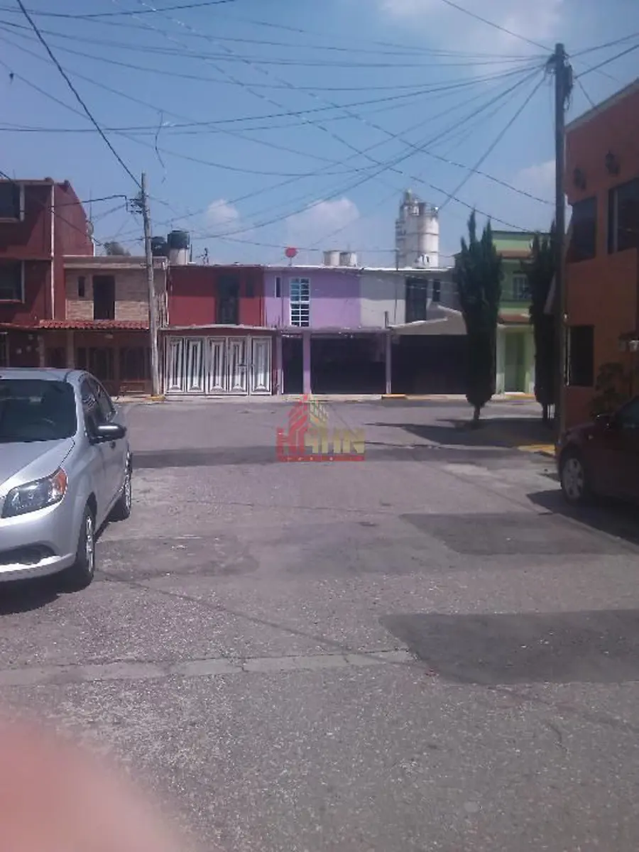 Casa en venta en Bosques del Valle 1a Sección, Coacalco de Berriozábal — foto 1 de 11