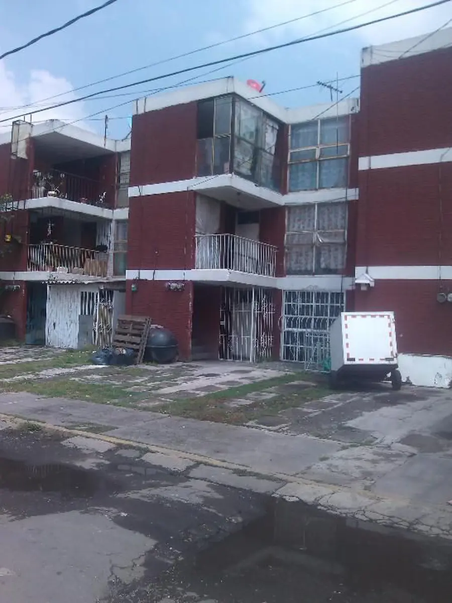 Casa en venta en Bosques del Valle 1a Sección, Coacalco de Berriozábal — foto 1 de 2