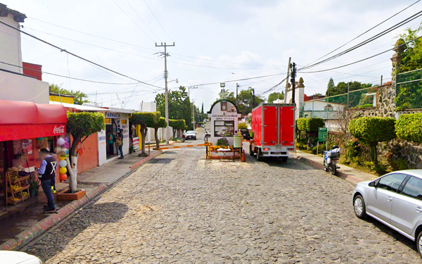Casa en venta en Lomas de Atzingo, Cuernavaca — foto 2 de 10