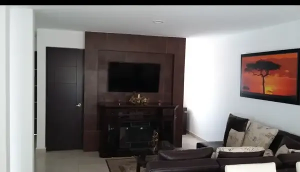 Casa en venta en Residencial Puerta de Piedra, Celaya — foto 2 de 11