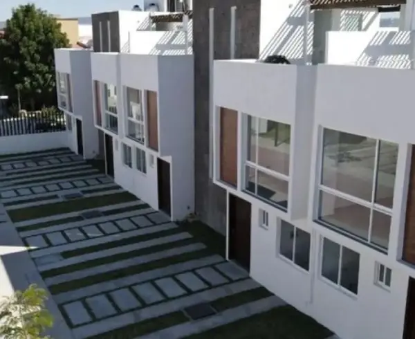 CASA EN VENTA, PASEO DE LA ZURITA INT 28, LT 50 MZ 2, RESIDENCIAL SANTA FE, CORREGIDORA, FCC
