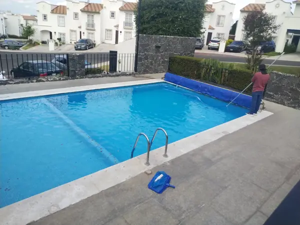 Casa en El Refugio con amenidades y seguridad