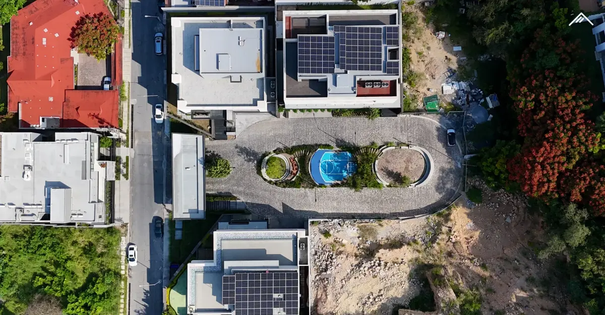 Terreno en venta en Balcones del Valle, San Pedro Garza García — foto 1 de 10