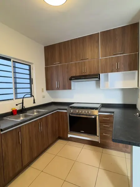 Casa en venta en Balcones de las Mitras, Monterrey — foto 3 de 14
