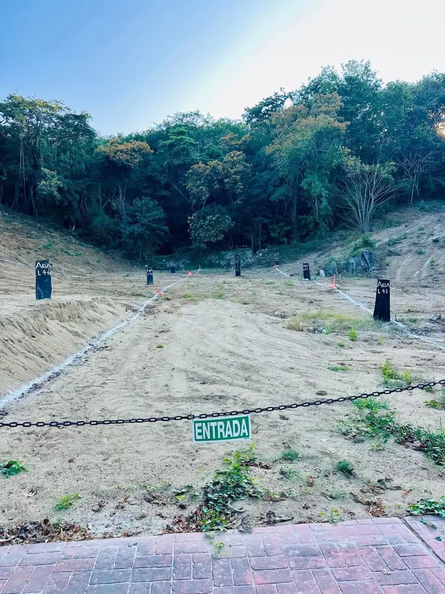 Terreno habitacional en fraccionamiento residencial en Santa María Huatulco Terreno habitacional en fraccionamiento residencial en Santa María Huatulco