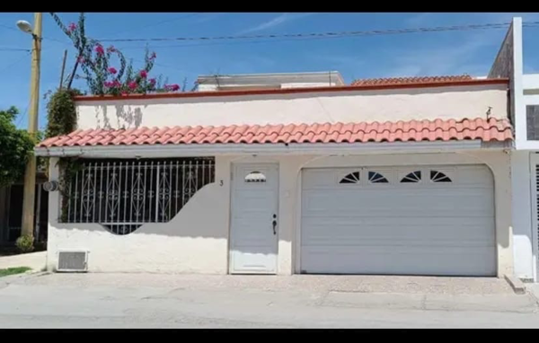 Venta de Casa en San Antonio de los Bravos, Torreón - Excelente Ubicación