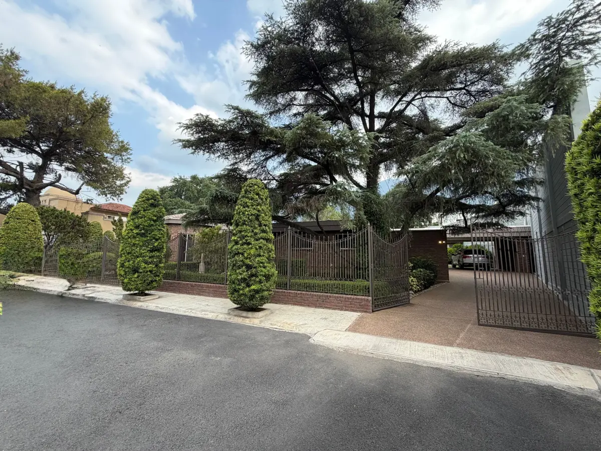 Casa en venta en Hacienda El Rosario, San Pedro Garza García — foto 1 de 16