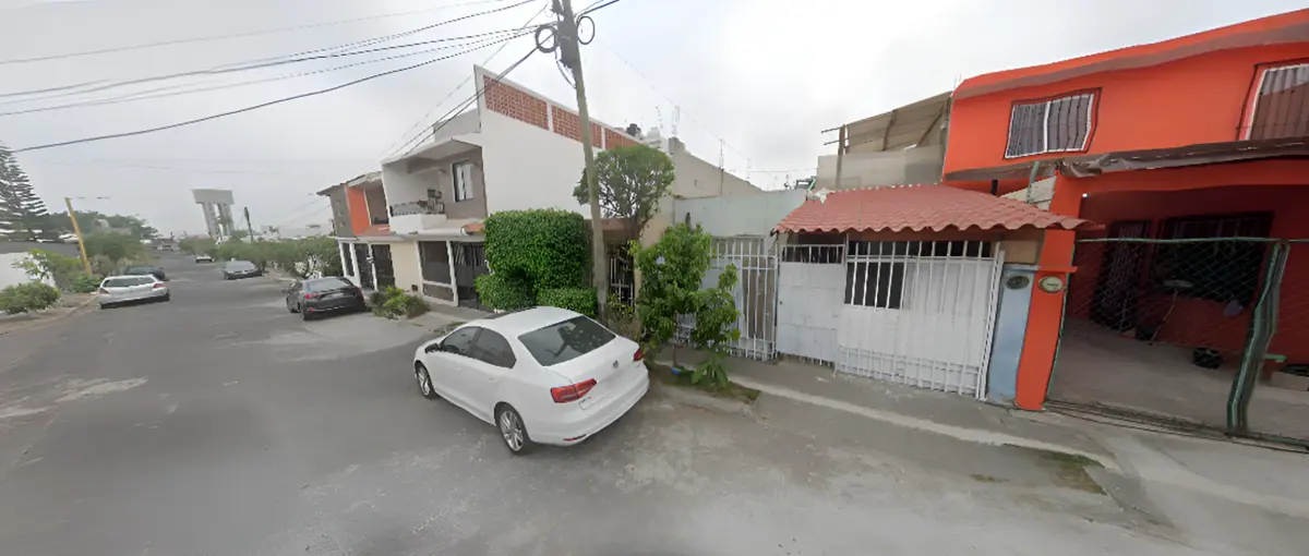 Casa en venta en Lomas de Miradores, Emiliano Zapata — foto 1 de 13