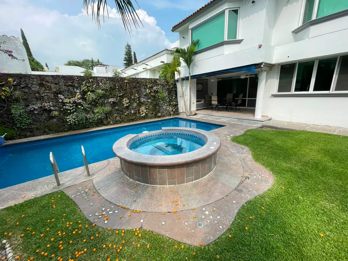 Casa en renta en Lomas de Cocoyoc, Atlatlahucan — foto 1 de 8