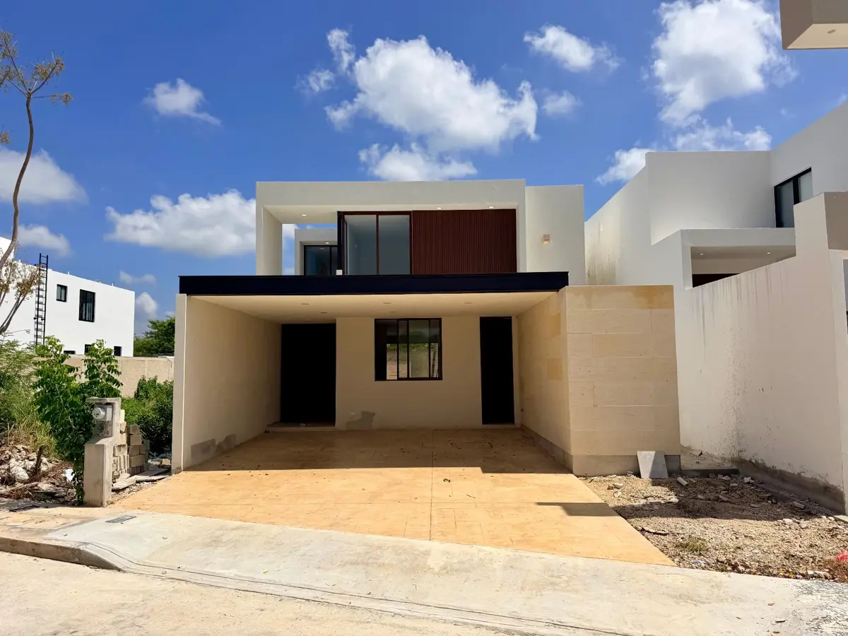 Casa en venta en Xcanatún, Mérida — foto 1 de 15