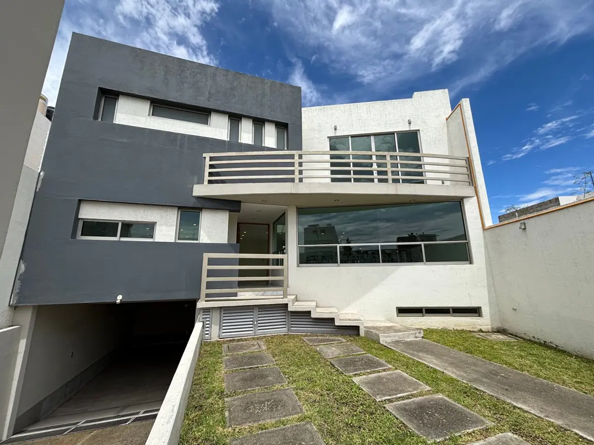 Casa en venta en La Puerta de Hierro, Pachuca de Soto — foto 1 de 45