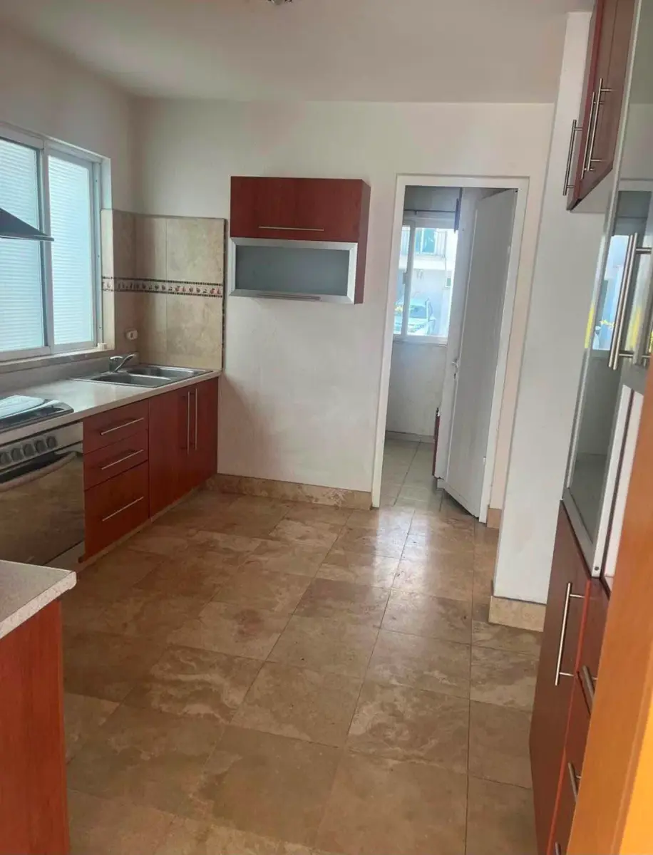Casa en venta en La Marina, León — foto 1 de 8