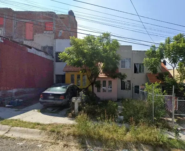 ¡OPORTUNIDAD ÚNICA! CASA EN REMATE