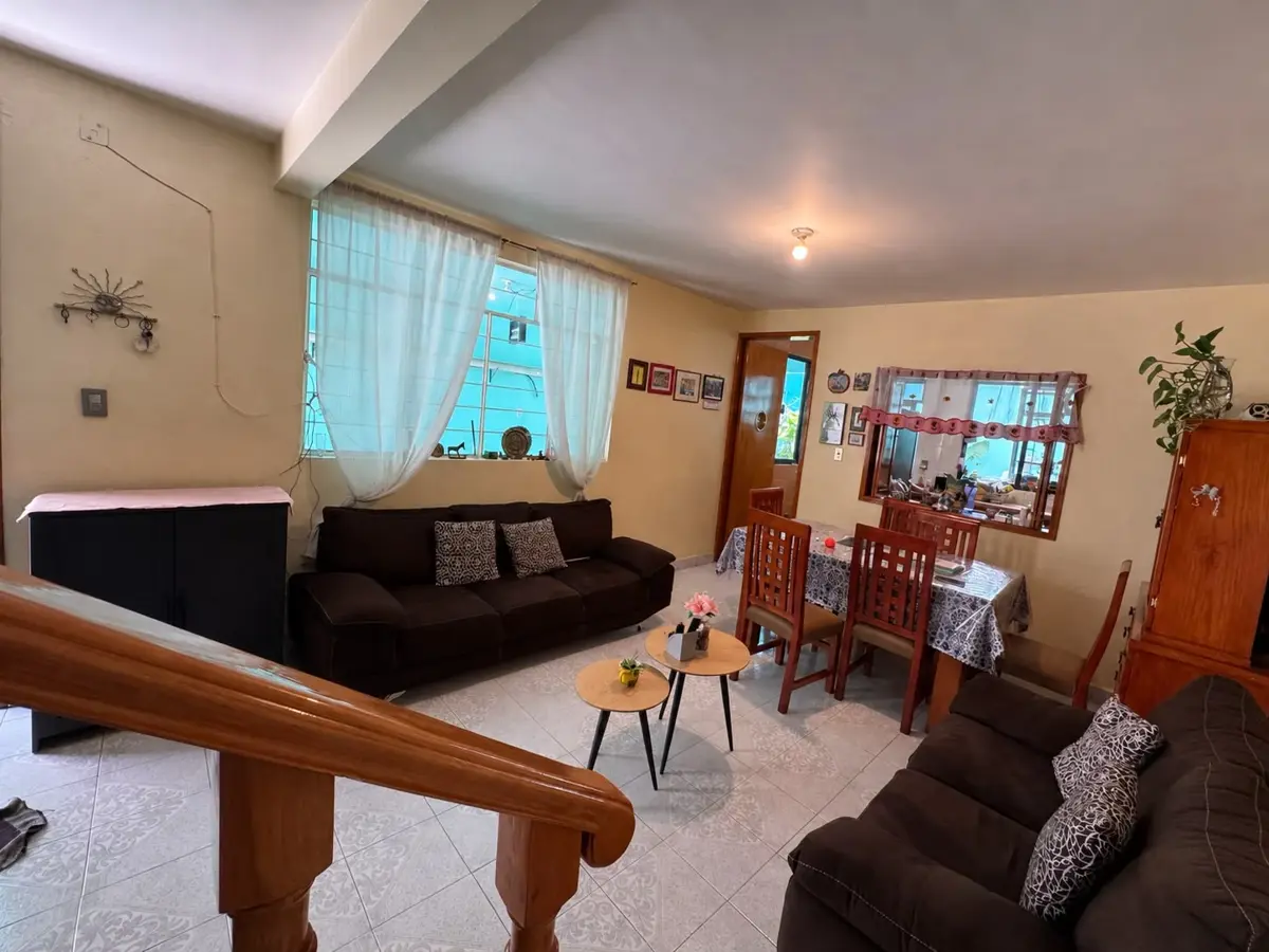 Casa en venta en Valle de Aragón 3ra. Sección Poniente, Ecatepec de Morelos — foto 1 de 19