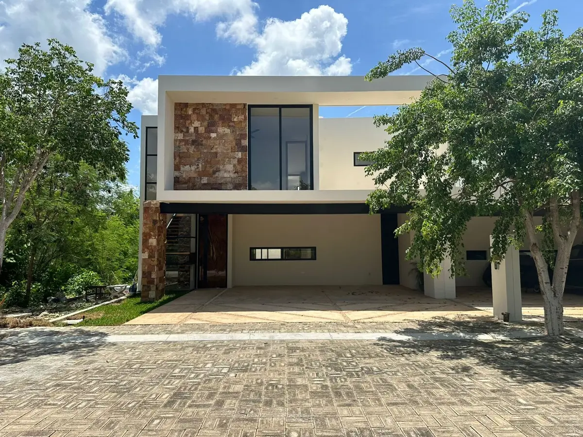 Casa en venta en Temozon Norte, Mérida — foto 1 de 30