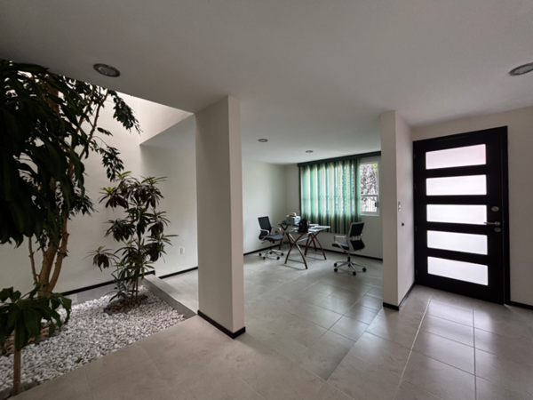 Casa en venta en El Portezuelo, Mineral de la Reforma — foto 2 de 15