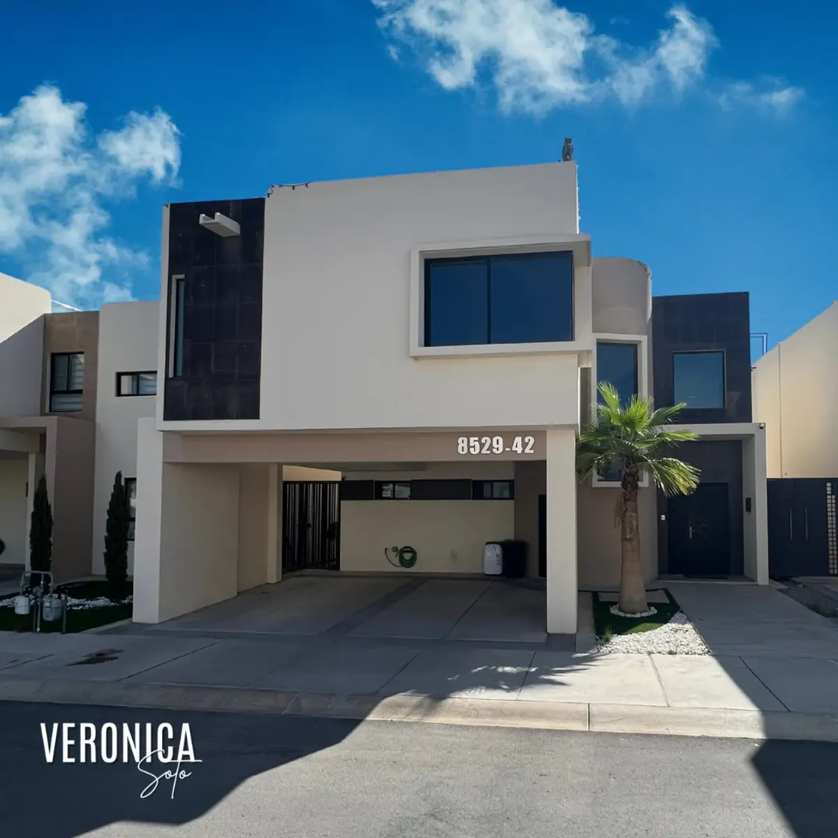 Casa en venta en Harmoni, Juárez — foto 1 de 23