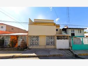 Casa en venta en Parque Residencial Coacalco 1a Sección, Coacalco de Berriozábal, México