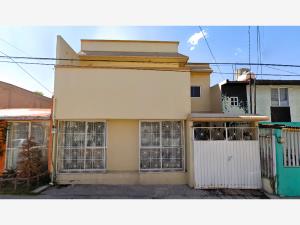 Casa en venta en Parque Residencial Coacalco 1a Sección, Coacalco de Berriozábal — foto 2 de 17