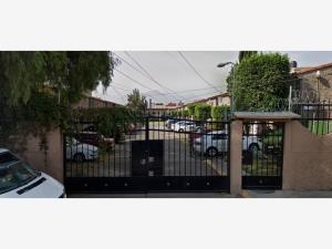 Casa en venta en San Francisco Coacalco (Sección Hacienda), Coacalco de Berriozábal — foto 3 de 17