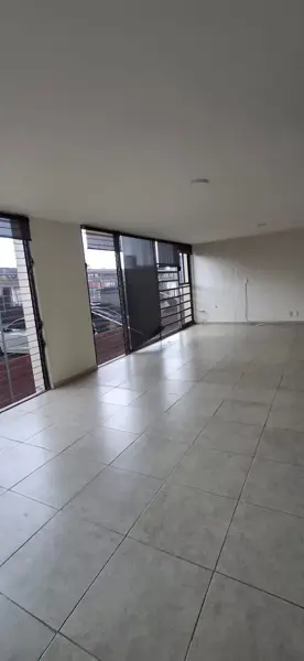 Oficina en renta en Ciudad Satelite, Naucalpan de Juárez — foto 2 de 4