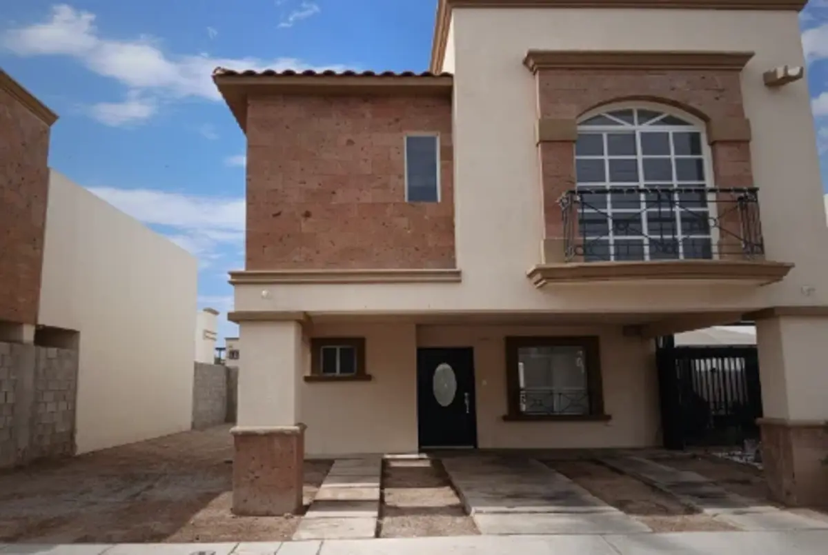Casa en venta en Quinta Alcázar de Toledo, Mexicali — foto 1 de 6