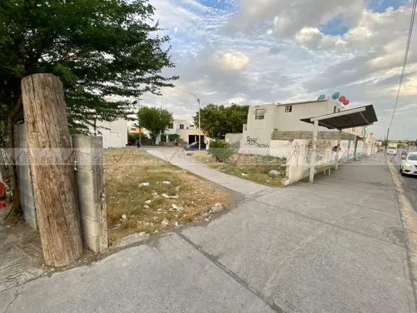 Terreno en venta en Paseo de las Flores, Apodaca — foto 3 de 12