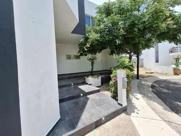 Casa en venta en El Condado, Corregidora — foto 3 de 40