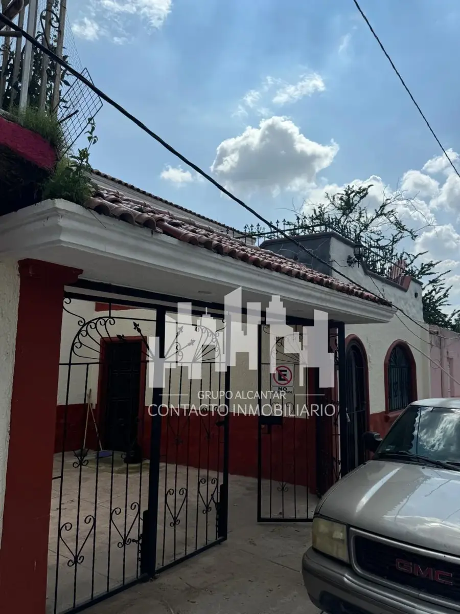 Casa en venta en Juanacatlan Centro, Juanacatlán — foto 1 de 19