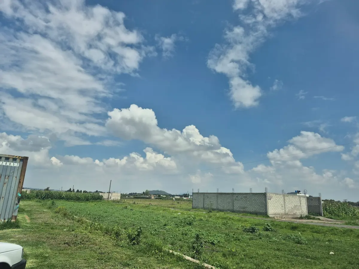 Terreno en venta en San Miguel Totocuitlapilco, Metepec — foto 1 de 2