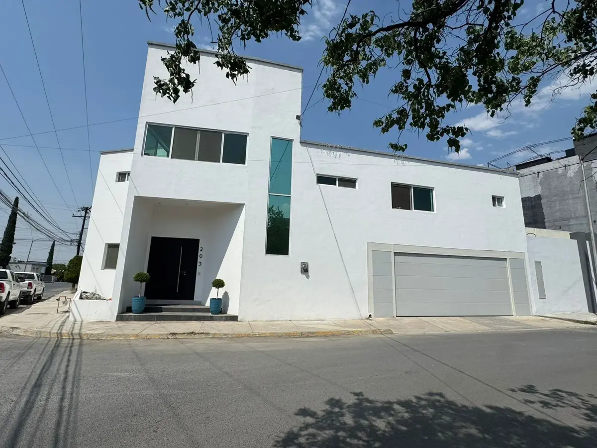 Casa en venta en Valle del Contry, Guadalupe — foto 1 de 14