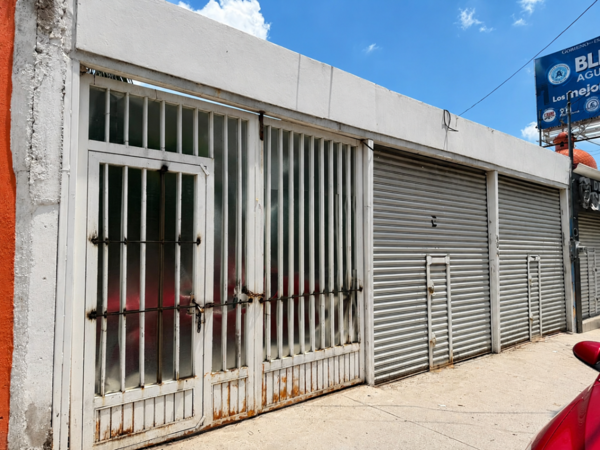 RENTA LOCAL Y AMPLIO TERRENO SOBRE AV AGUASCALIENTES