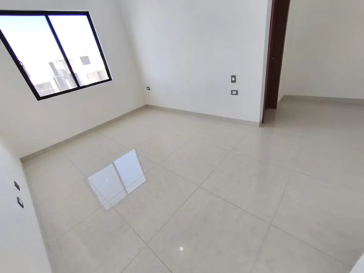 Vista 4 de Casa en PRE VENTA en Las Viñas