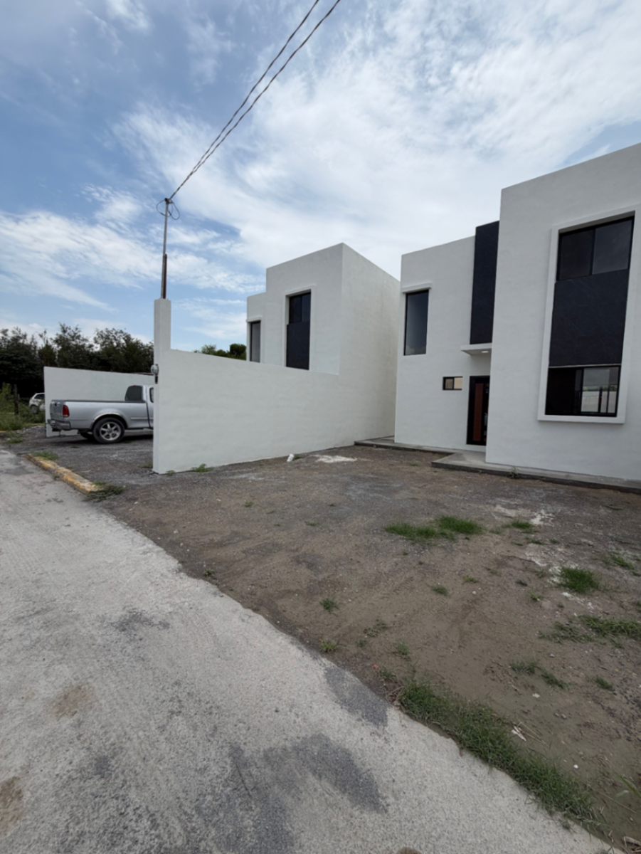 Casa en venta en Ejido Saca de Bucareli, San Buenaventura — foto 1 de 36