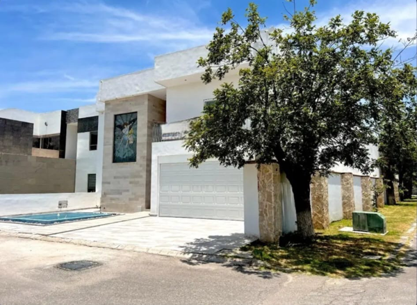 Casa en venta en Las Trojes, Torreón, Coahuila de Zaragoza Casa en venta en Las Trojes, Torreón, Coahuila de Zaragoza