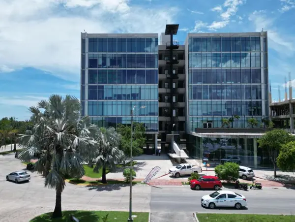 OFICINA HUMANA WORK CENTER 50M2