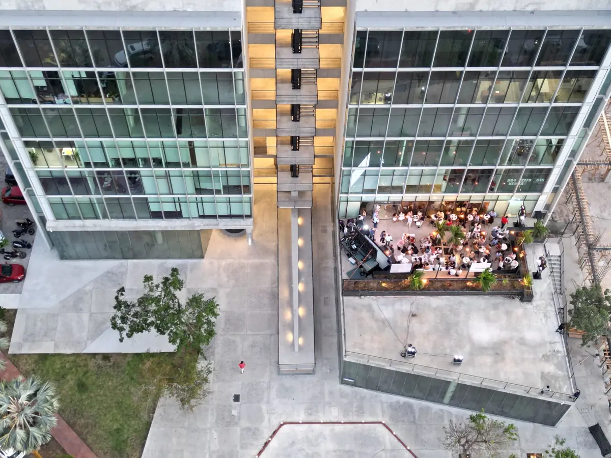 Oficina en renta en Playa del Carmen, Playa del Carmen — foto 1 de 19