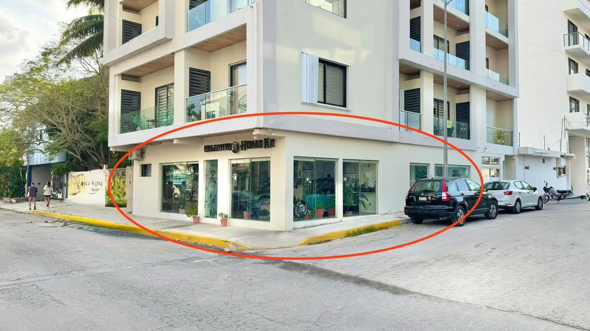 Local en venta en Playa del Carmen, Playa del Carmen — foto 1 de 10