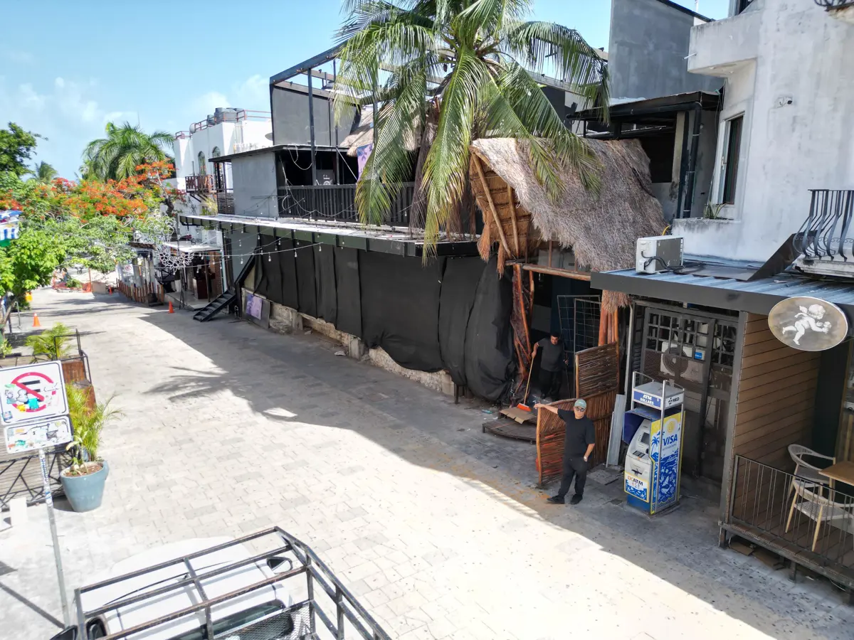 Local en renta en Sin colonia, Playa del Carmen — foto 1 de 42