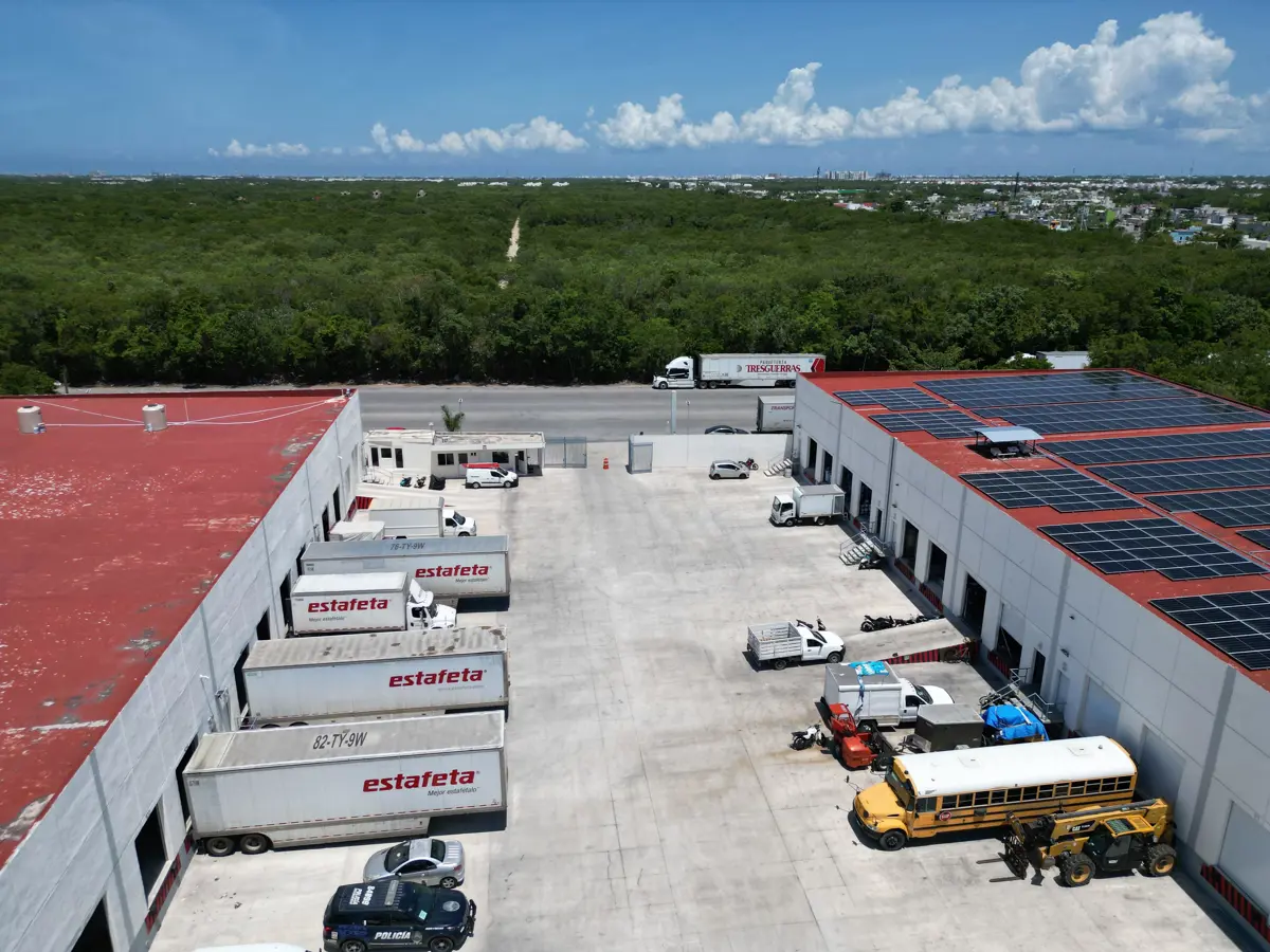 Bodega en renta en Villas del Sol "Plus", Playa del Carmen — foto 1 de 14