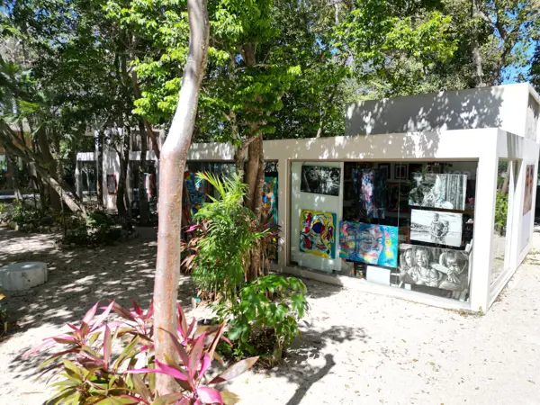 Renta Locales comerciales Plaza Hunab Lifestyle Center Motto by Hilton Tulum Aldea Zama