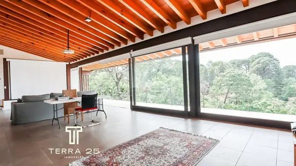 Casa en venta en Avandaro, Valle de Bravo — foto 2 de 15