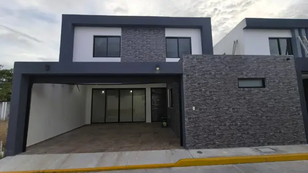 CASA NUEVA EN VENTA EN COL. GRACIANO SANCHEZ, BOCA DEL RIO